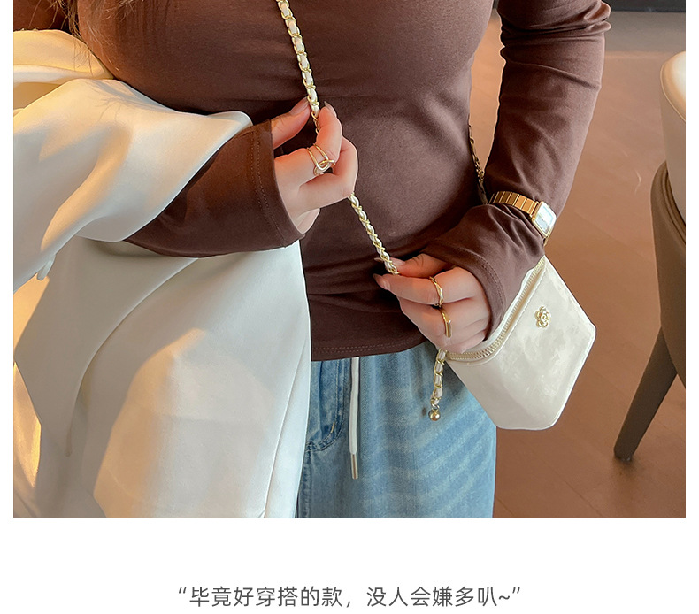 大码女装早秋高级感上衣正肩t恤女纯棉打底衫内搭长袖上衣可外穿详情4