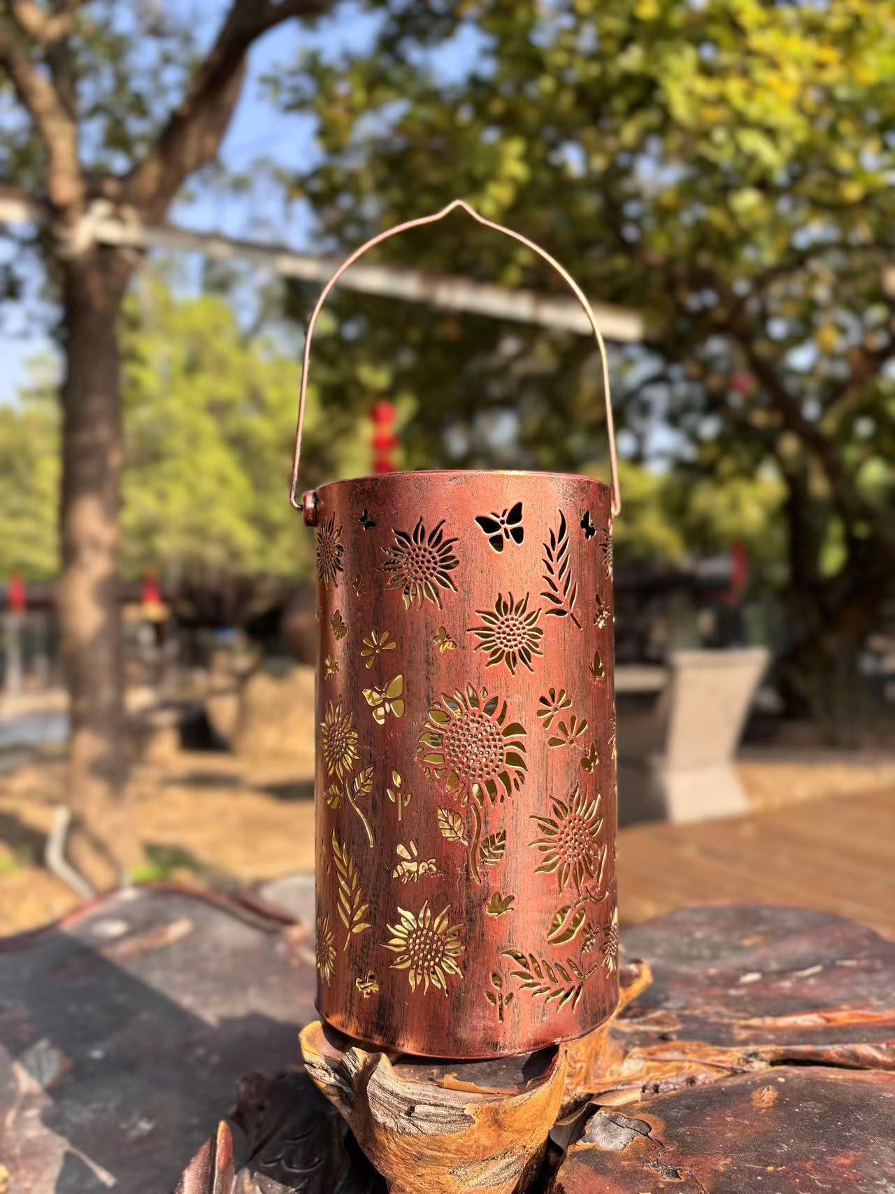 Solar-powered outdoor courtyard hanging lamps, ironwork hollowed-out hummingbird, butterfly, chrysanthemum and animal projection installations pic 14
