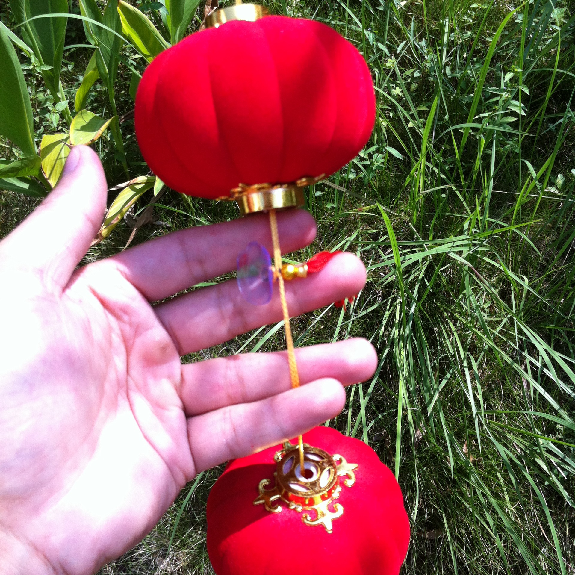 Wholesale of 9# flocked small lantern hanging decorations, large red small lantern strings, outdoor New Year festive decorations, balcony bonsai lanterns pic 4