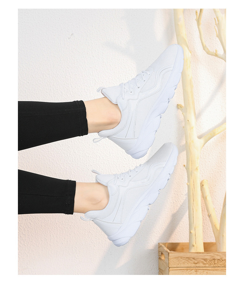 2024年大码春季女鞋运动鞋女新款跑步鞋轻便减震软底休闲鞋子女子详情11