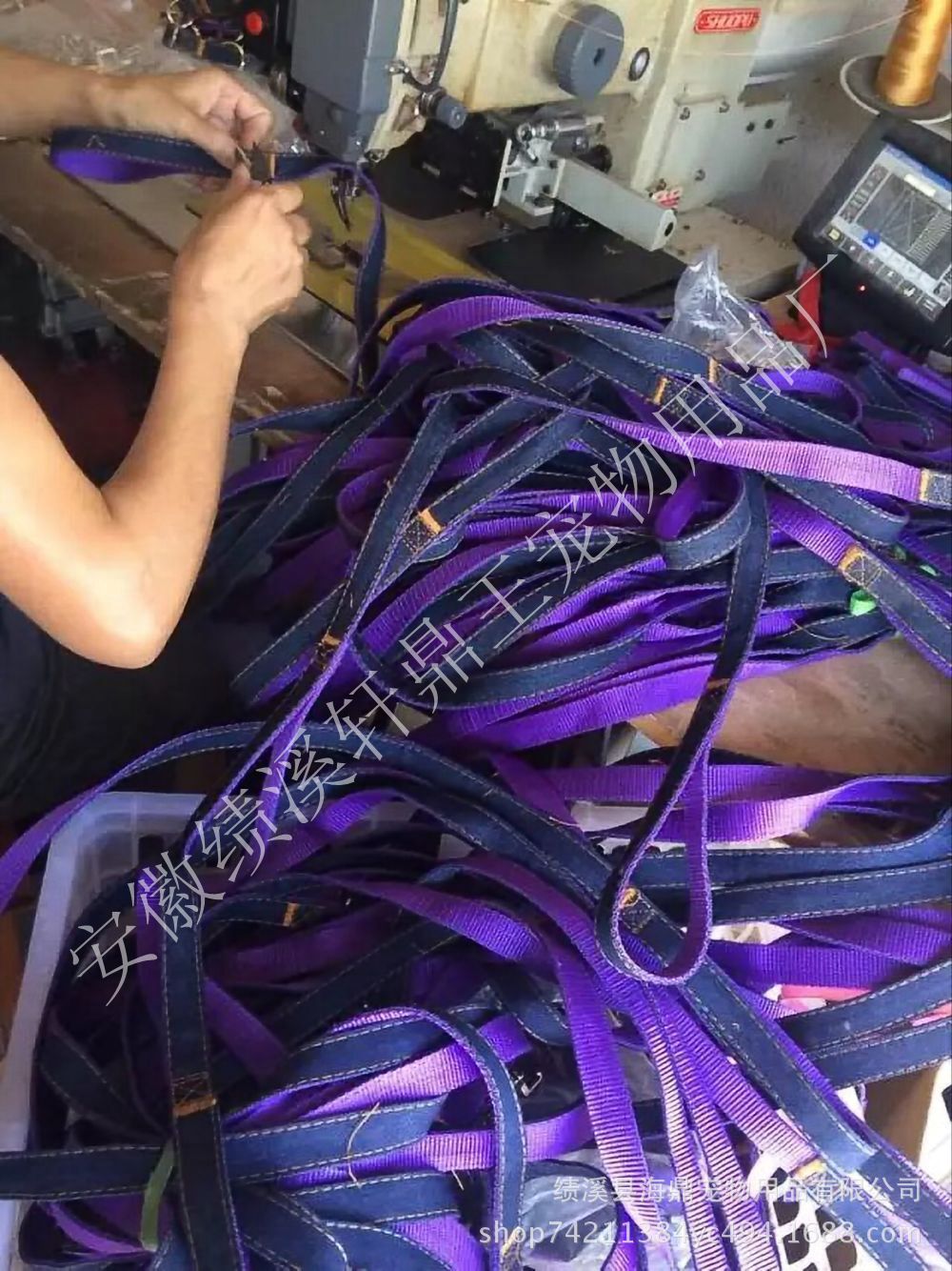 Pet supplies: dog leashes, denim leashes, chest straps, denim dog walking leashes, medium and small-sized dog chains pic 29