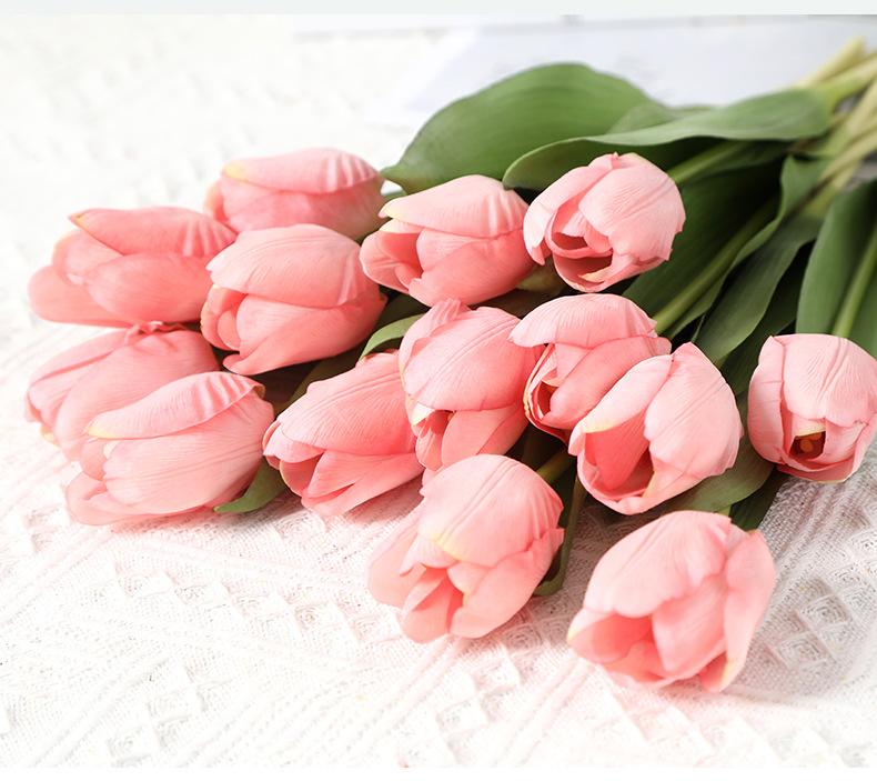 LAN Kwai Fong high-end artificial flowers with moisturizing touch, tulip photography ornaments, home decoration artificial flowers factory direct sales pic 29