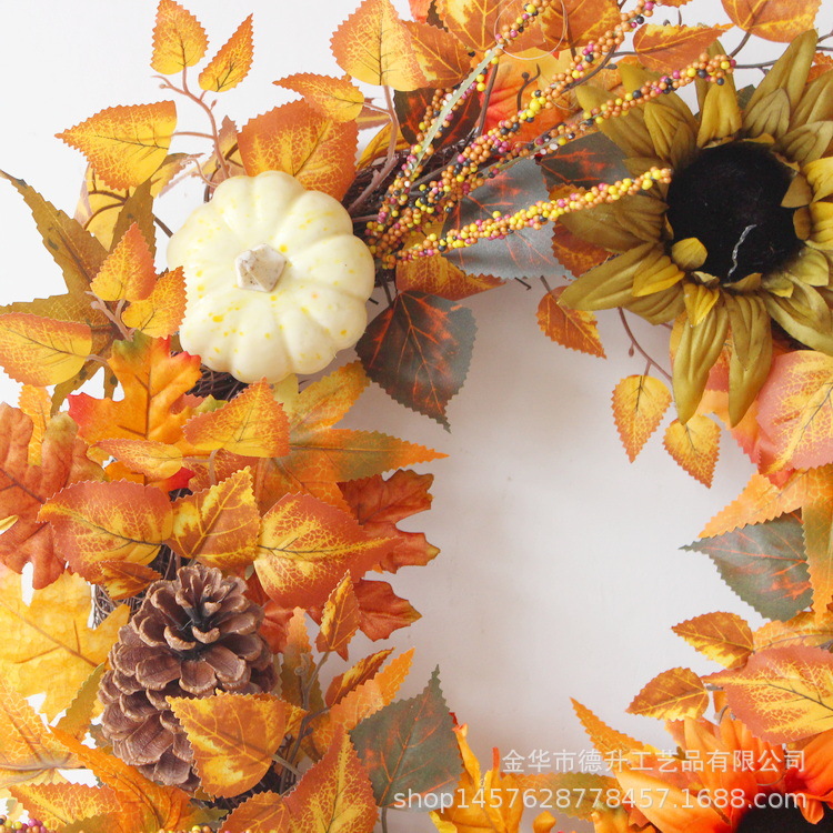 Desheng 2021 Cross-border E-commerce Amazon Autumn Color Gratitude Harvest Festival Pumpkin, Maple Leaf, Berry, Vine Ring and Wreath Decoration pic 3