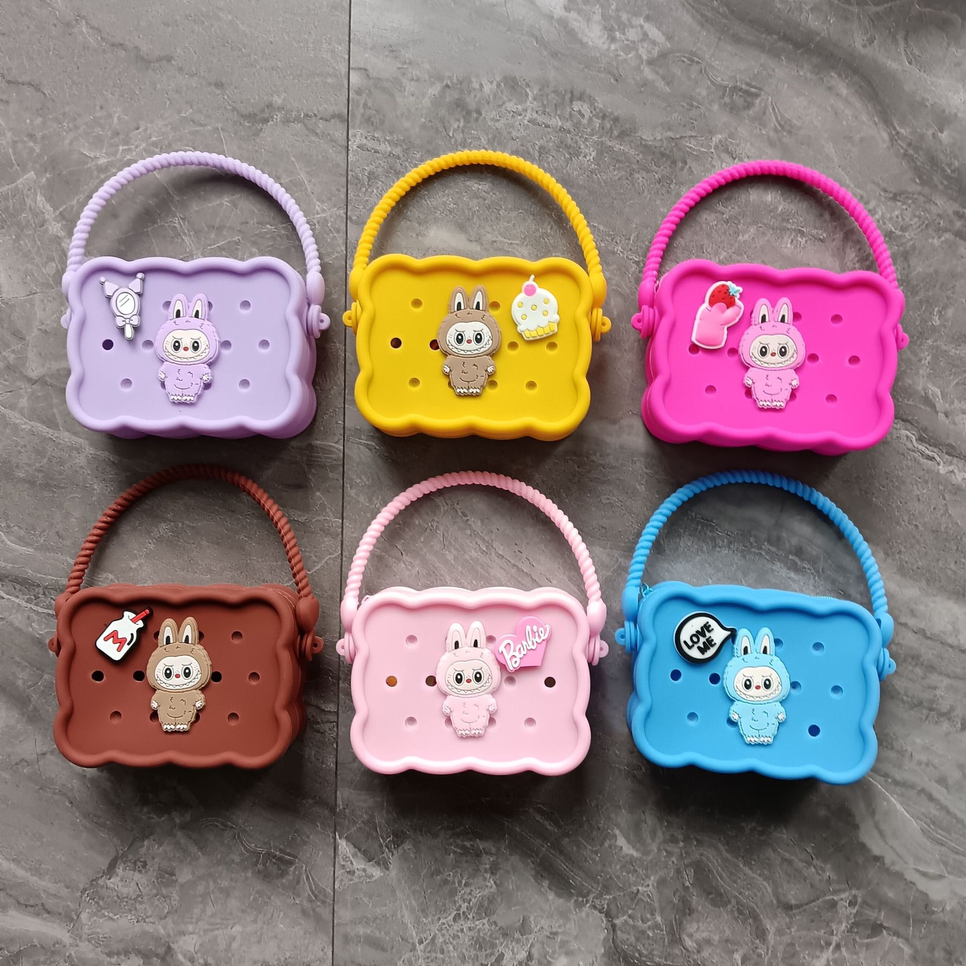 方形洞洞硅胶零钱包儿童diy斜跨手提钥匙包 可爱卡通硅胶包包洞洞乐零钱包硅胶手提包斜挎包儿童玩具包详情3