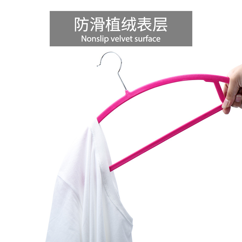 新款衣撑子批发服装店展示家用收纳防滑植绒衣架弓型天鹅绒衣服架详情4