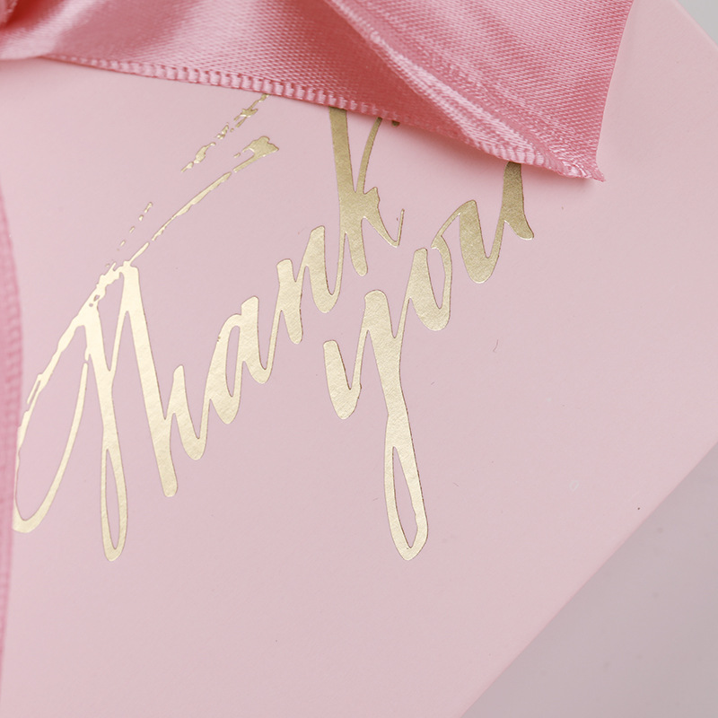 Pink gold-embossed creative European-style wedding candy boxes, grain and fruit bags, gift boxes, wedding candy boxes, wedding candy bags in stock for wholesale pic 4