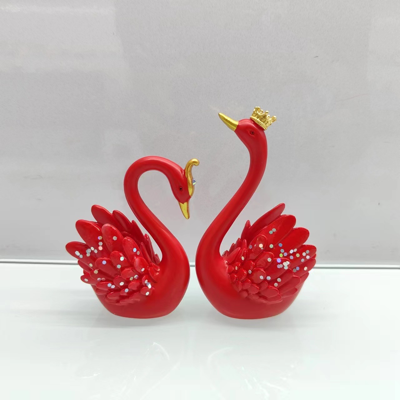 汽车摆件镶钻天鹅情侣高档香水座车载车内饰品女神款网红女士装饰详情17