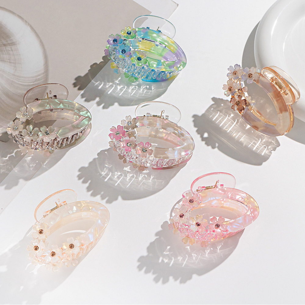 9cm medium-sized clipper flower hair clipper, three-leaf flower headwear, a new trendy diamond-encrusted hair clipper, iridesy acrylic clip pic 12