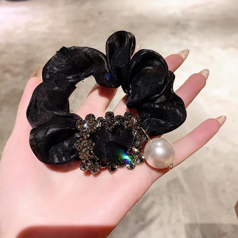 Korean-style organelle pearl large intestine hair tie for women in summer, ins French high-end ethereal chanel-style hair tie pic 9