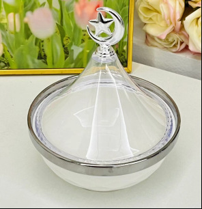 Light luxury home furnishings: multi-compartment fruit plates, dessert prints, covered bowls, European-style golden ceramic tea cups and plates, porcelain pic 18