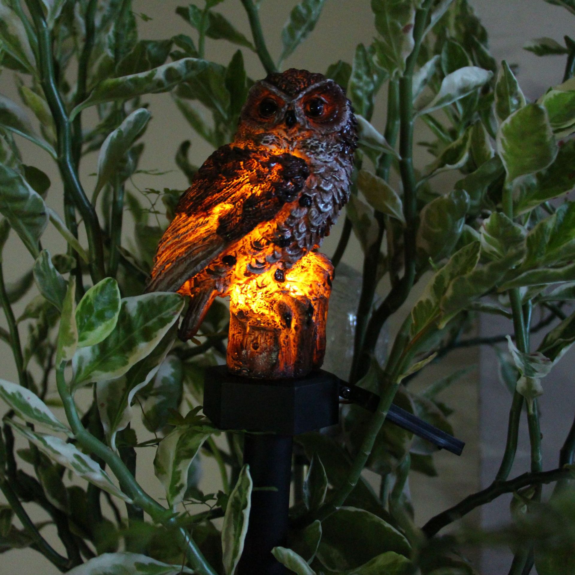 Solar owl lamp, resin garden lamp, outdoor waterproof courtyard landscape decoration, led lawn ground insert lamp pic 16