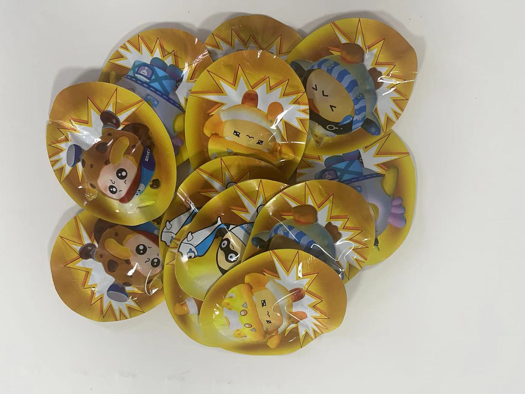 新品地雷炸包蛋仔炸包手雷自爆炸包臭气包臭屁包减压整人玩具盒装炸包学生玩具过年热卖详情2