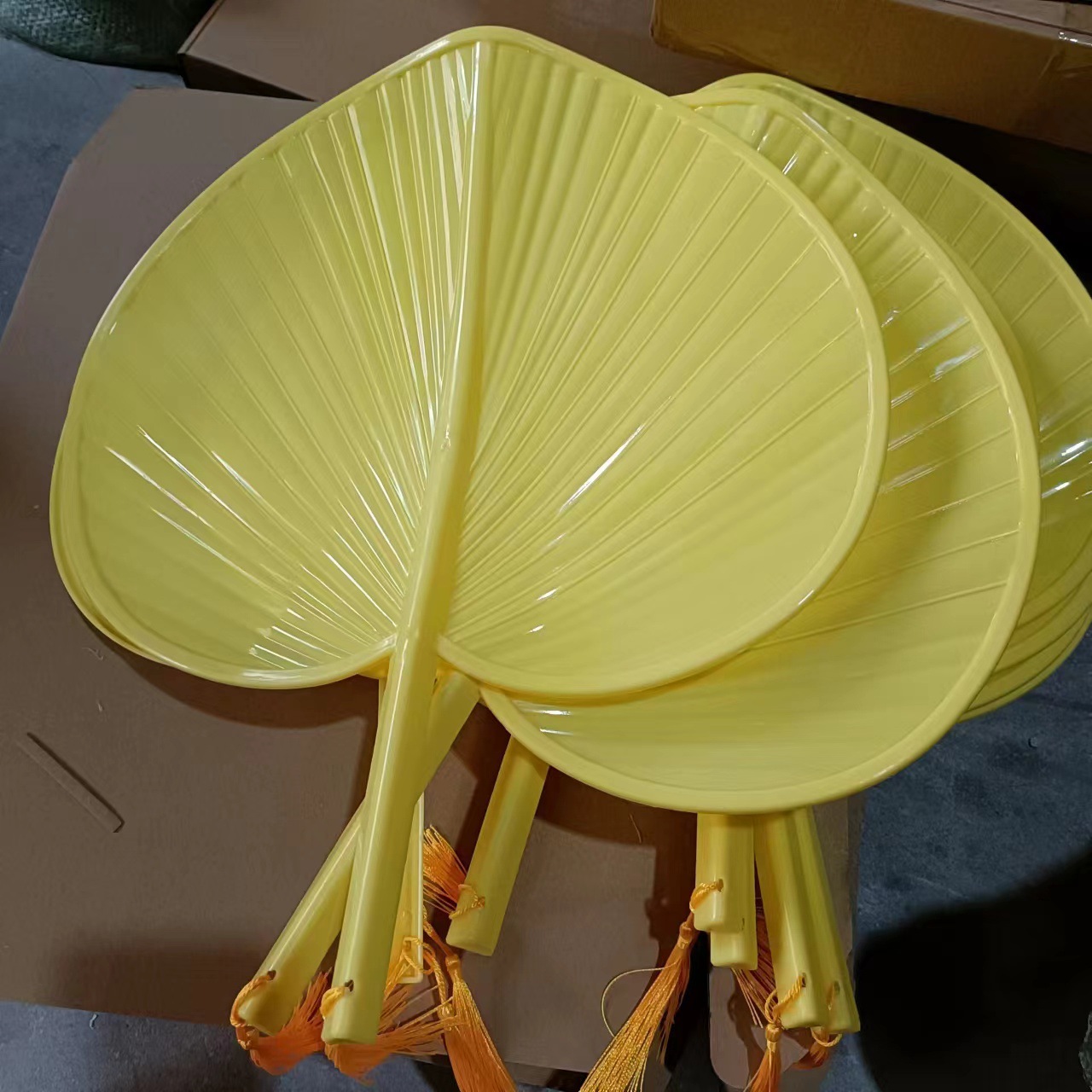 【厂家直销】新款加厚夏季塑料扇芭蕉扇子老式家用扇子儿童撕不烂详情13