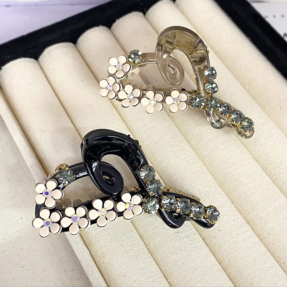 High-end camellia semi-tied hair clips for women, a niche hair accessory with diamonds, simple and elegant style, small grappling clips, less hair volume, shark clips pic 27
