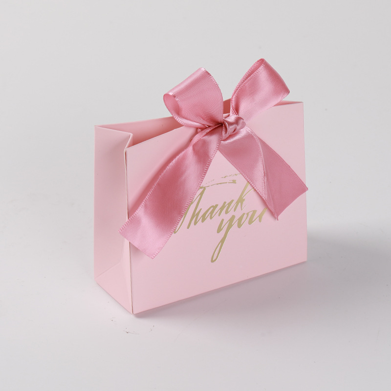 Pink gold-embossed creative European-style wedding candy boxes, grain and fruit bags, gift boxes, wedding candy boxes, wedding candy bags in stock for wholesale pic 2
