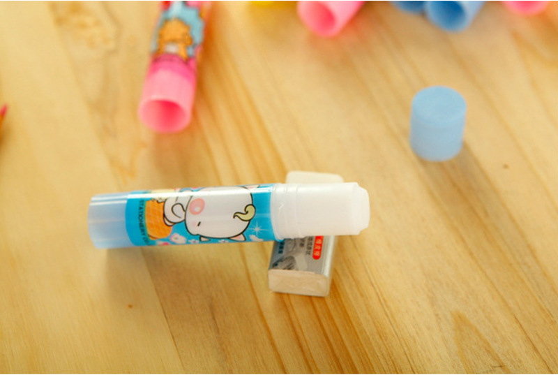 Factory direct sales of solid glue, cartoon bottle solid glue, 21g solid glue wholesale pic 3