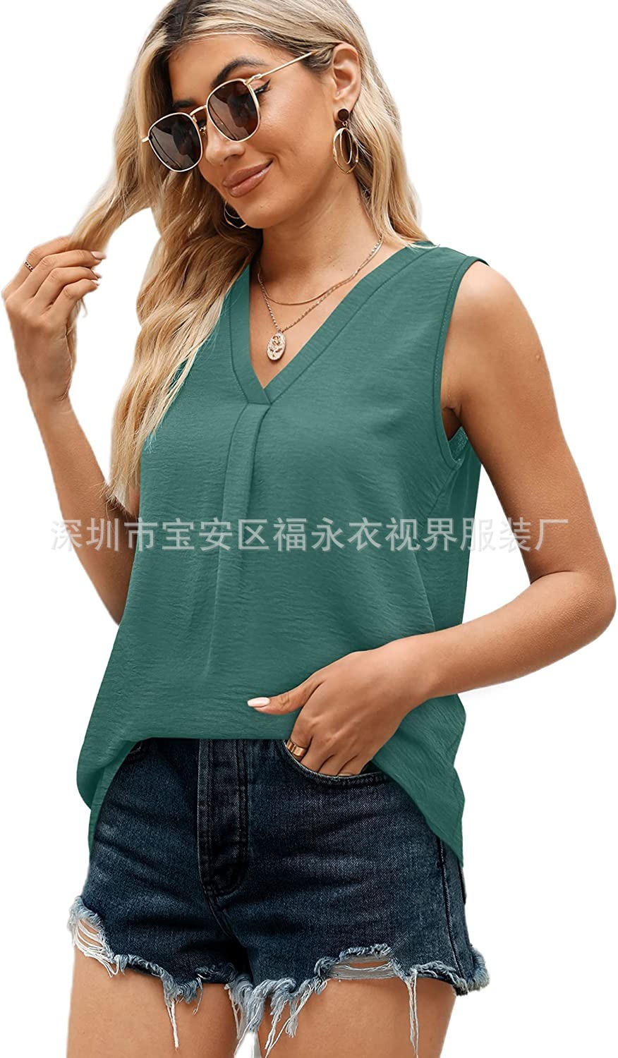 Wiish 2023 Auropean American Auropean Weish Yew Yeark، سترات صغيرة من الثلج من طراز V، من طراز Yew Yew Yeark، قمصان بدون أكمام مختومة pic 6