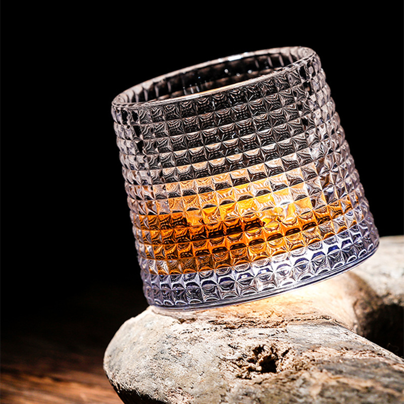 蓝海冰川不倒翁水晶高颜值ins风玻璃杯酒杯创意旋转解压啤酒杯威详情6