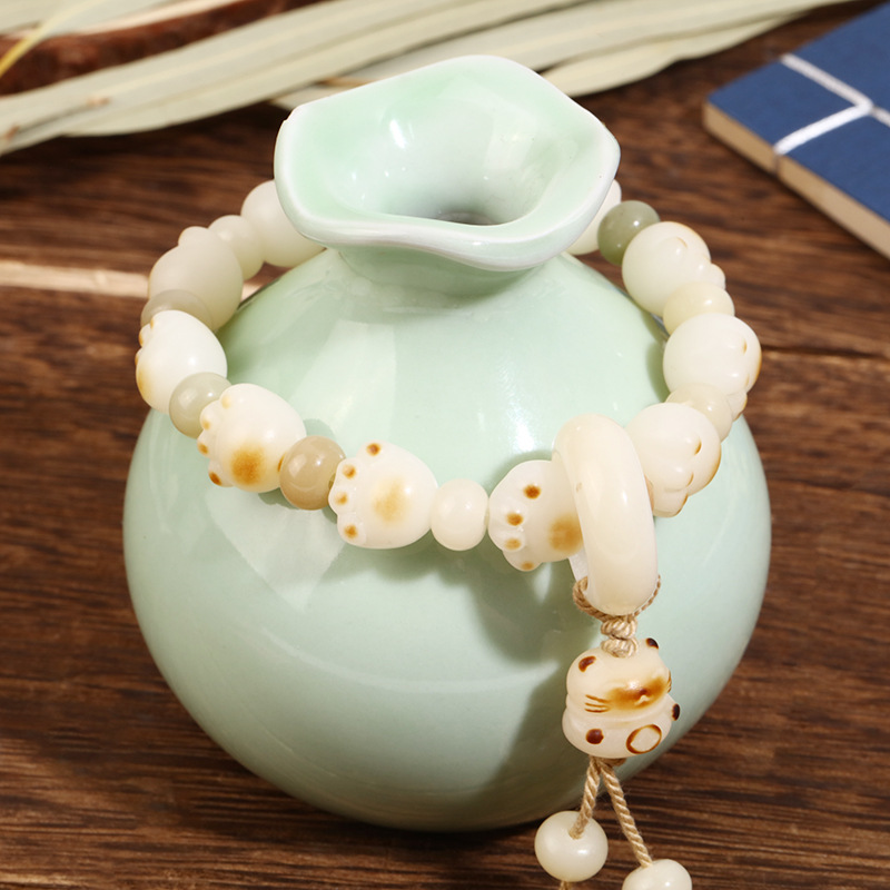 Japanese-style charcoal-burned cat paw running ring bracelet, retro white jade Bodhi seed text play bracelet, cute hand-held Buddhist prayer beads bracelet for a girl pic 3