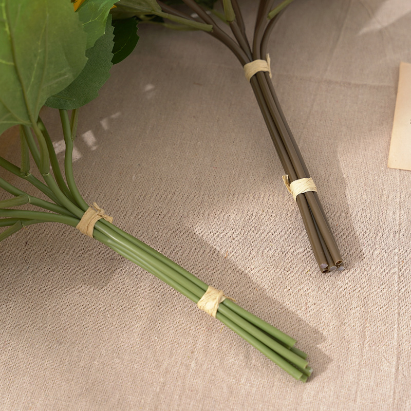 Artificial flowers, artificial lawns, artificial trees, creative high-end sunflowers, sunflower bouquets, artificial flowers for home decoration, salbutted chrysanthemums, artificial flowers, dance props, artificial flowers, artificial lawns, artificial trees pic 21