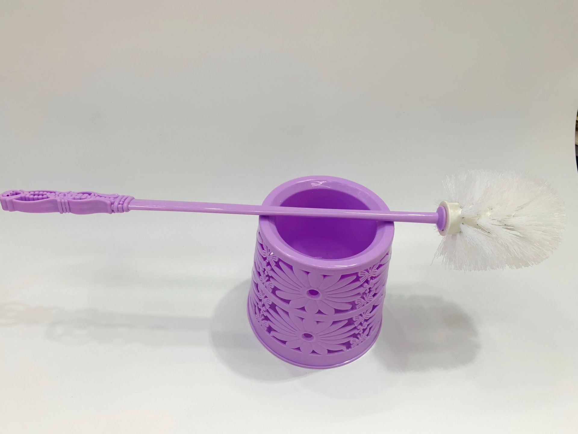 Wholesale of new plastic toilet cleaning brushes from the manufacturer, creative and simple household bathroom cleaning tools pic 9
