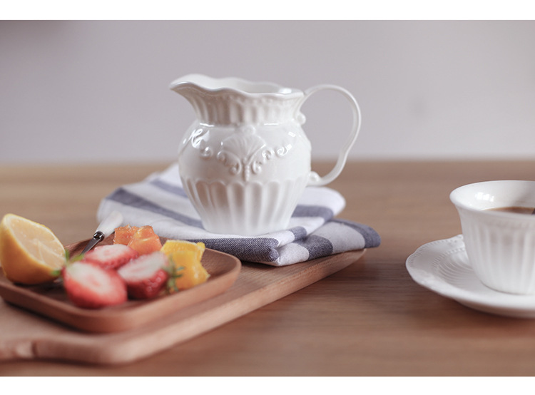 Baroque court European-style relief ceramic coffee milk cans, latte art jars, afternoon tea milk cans, large-capacity milk POTS and milk cups pic 4