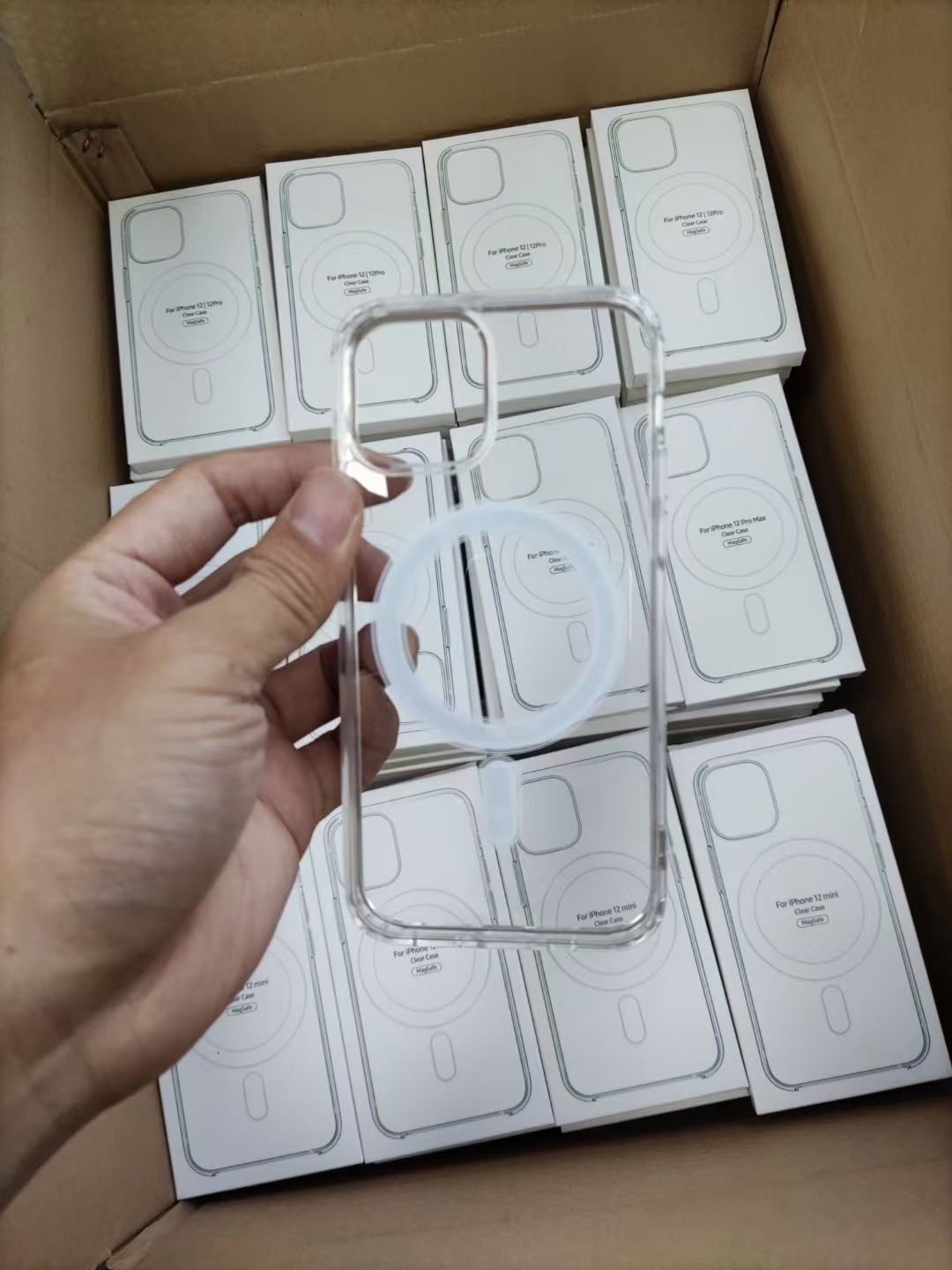 Compatible with iPhone 16 15 Pro, Apple 15 14 Pro MAX magsafe transparent magnetic phone case pic 14