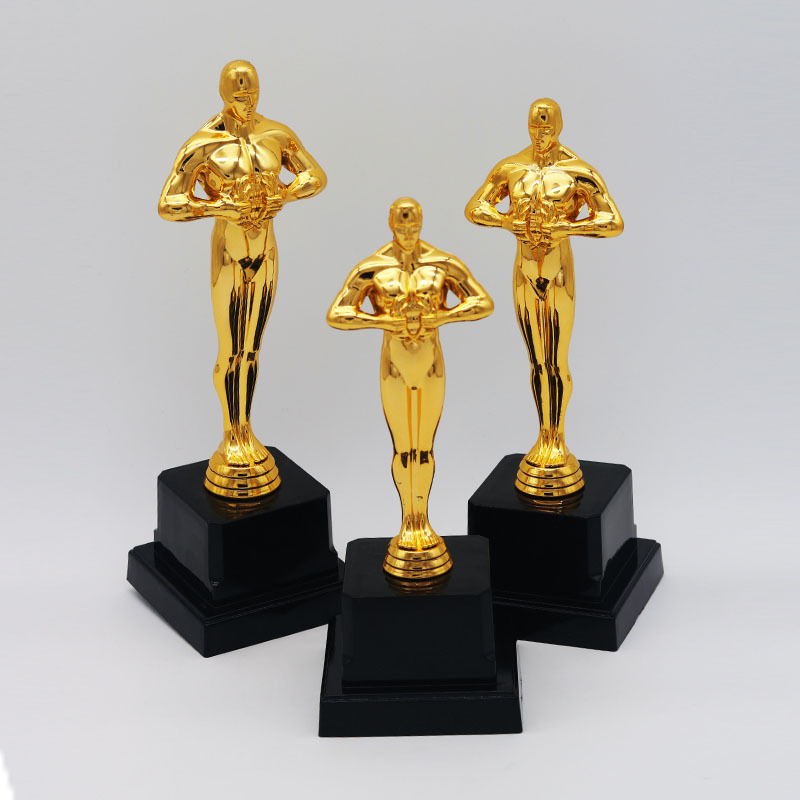 The Academy Award statuette 24-centimeter electroplated plastic trophy is a metal plastic trophy that can be used as a logo pic 12