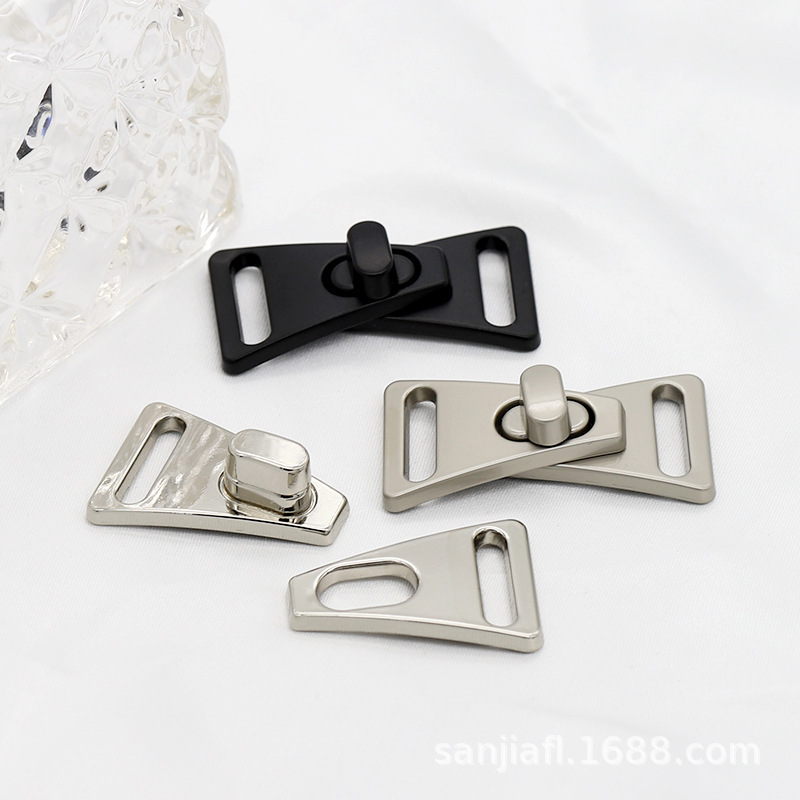 Metal buckles, adjustable buckles, clothing twist buckles, overcoats, jackets, lock buckles, belt buckles, lap buckles and turn buckles are three excellent accessories pic 4