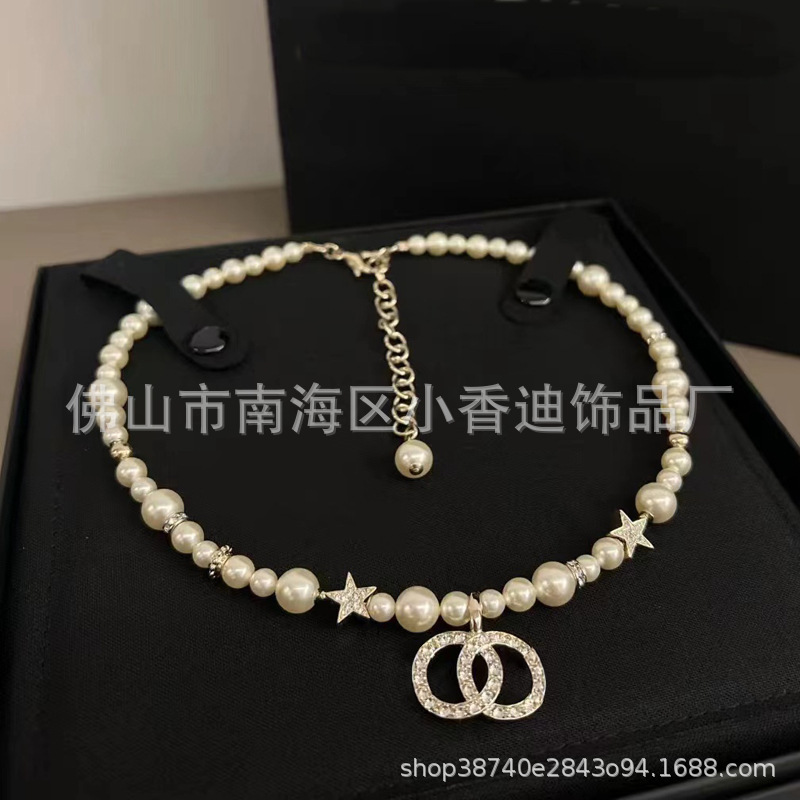 新款小香风项链香奶奶高版本宫廷复古双C珍珠锁骨链厂家直播批发详情3