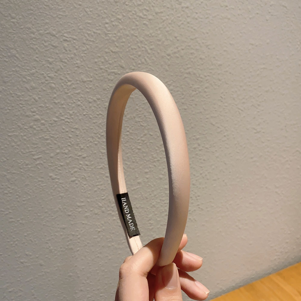 A light luxury and high-end satin fine-edge sponge hairband for women, a solid color high headband for the top of the head, a new trendy style in 2023 pic 38