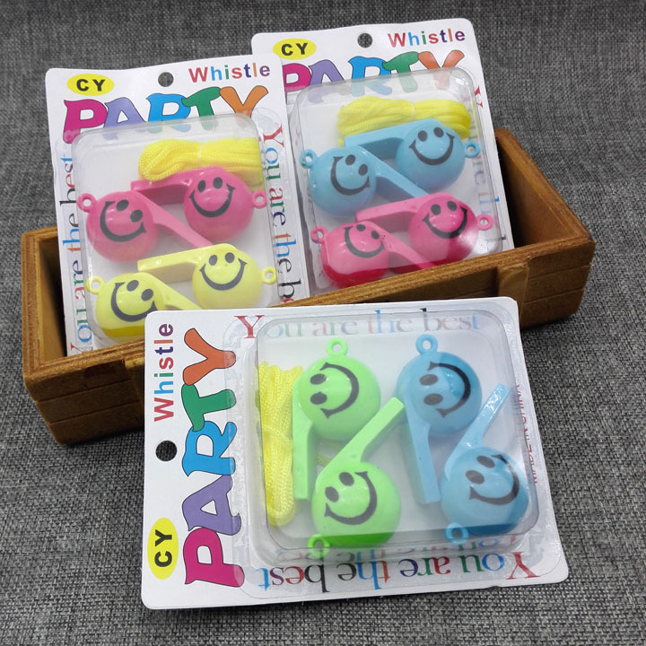 M7533 4个笑脸口哨 助威聚会文体玩具塑料哨子2元店两元店地摊详情2