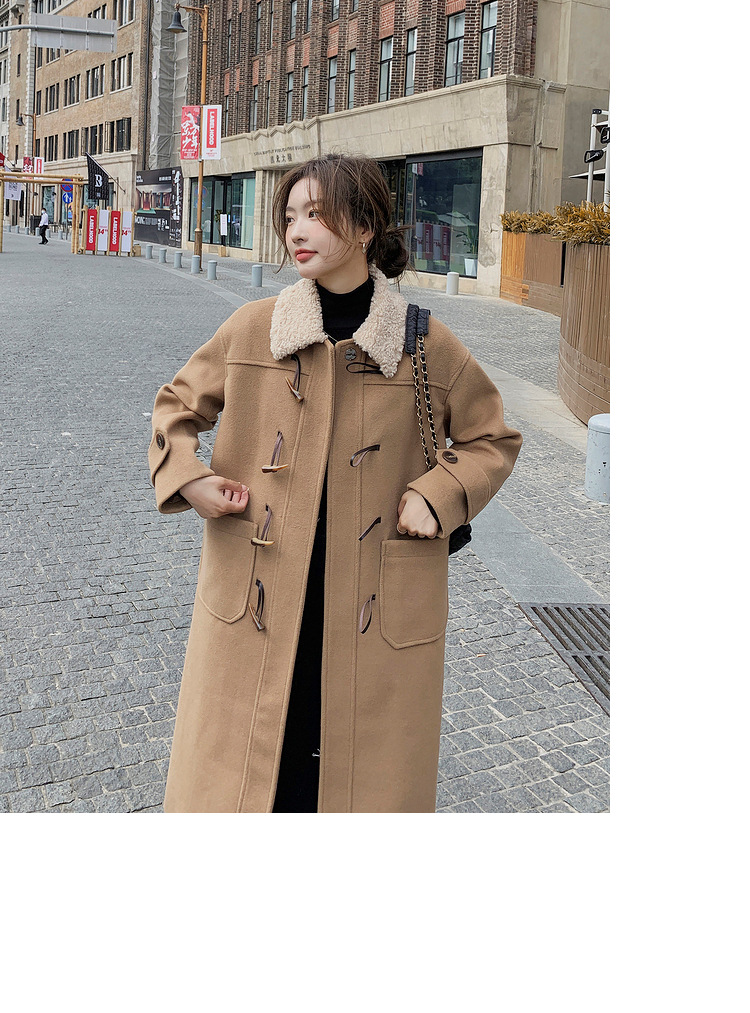 A real photo of the 2022 winter new Korean-style woolen coat with a fur collar and horn buttons, a loose and gentle long coat pic 32