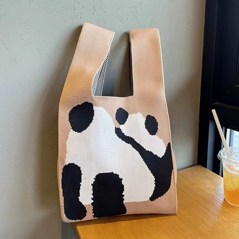 Bolso de panda lindo mujer de lana de punto bolsa de cubo versión japonesa y coreana 100 bolsos casuales bolsa de tote box lunch bag pic 24