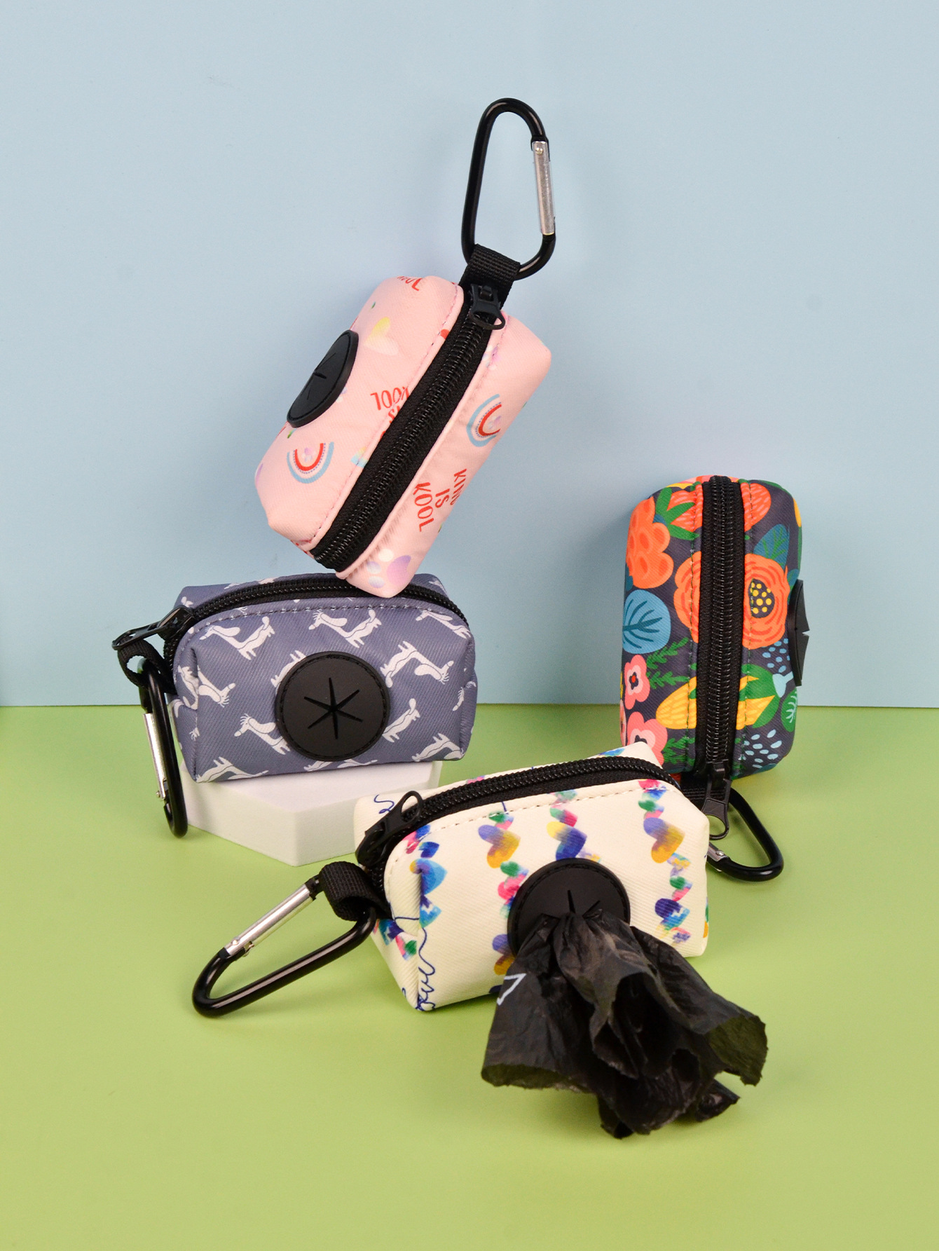 唛迪工厂批发跨境新品宠物垃圾袋分配器拾便袋收纳包宠物详情3