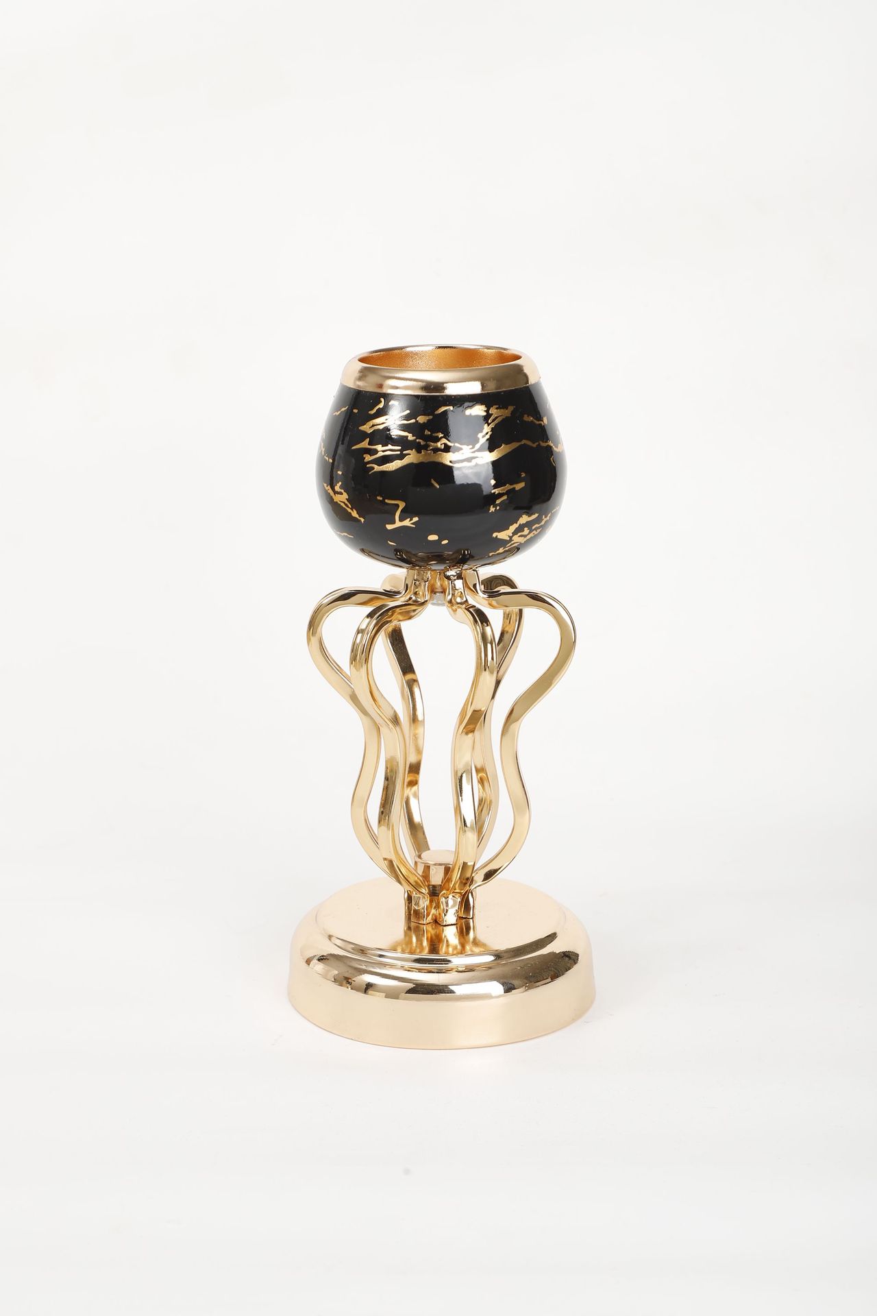 New European retro metal candlestick, creative cup-shaped metal candlestick, home and hotel candlestick decoration pic 5