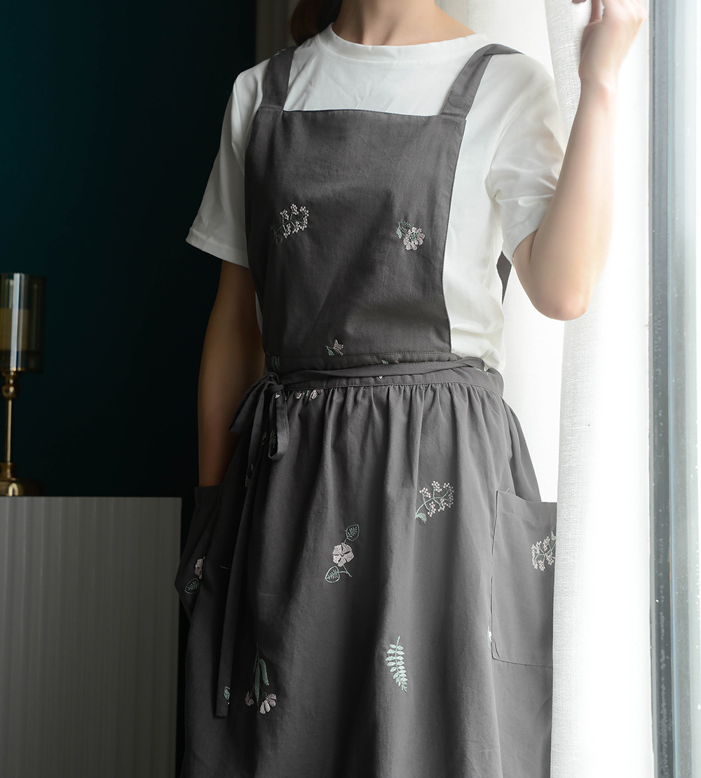 Wholesale of cross-border Korean version ins embroidered all-cotton kitchen aprons with pockets, cotton and linen waterproof aprons and waistbands pic 14