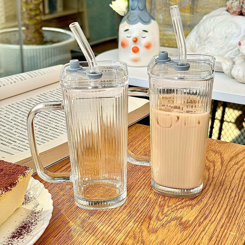 透明带把手玻璃水杯 高颜值夏季果汁杯条纹带盖吸管杯子方玻璃杯详情14