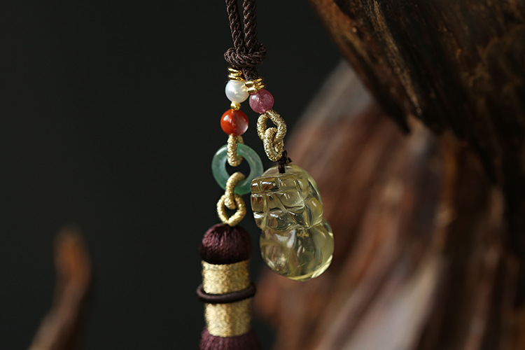 Natural crystal tassels, car hangers, bag hangers, key hangers, yellow crystal PI Xiu waist accessories, Hanfu, walking prohibition, cheongsam, lapel pic 5