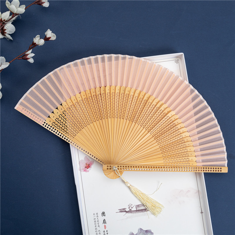 手绘牡丹雪纺扇子折扇中国风方块镂空边竹扇和风夏季日用折叠扇子详情16