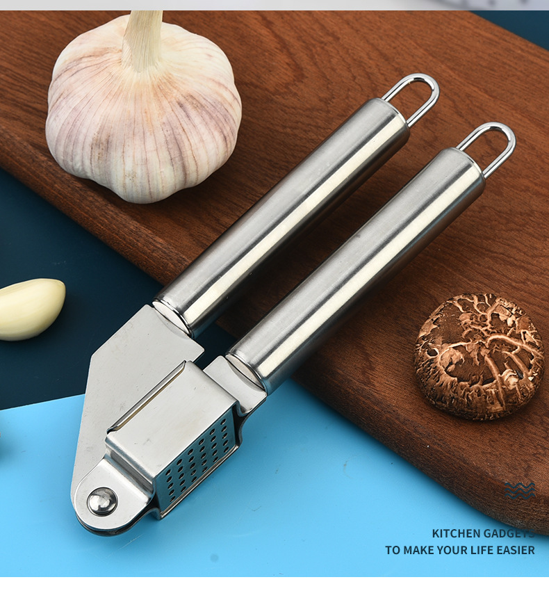 Multi-functional stainless steel garlic press, a household labor-saving garlic peeler, a magic tool for pressing ginger puree, garlic paste, squeezing chili peppers and lemon juice pic 4