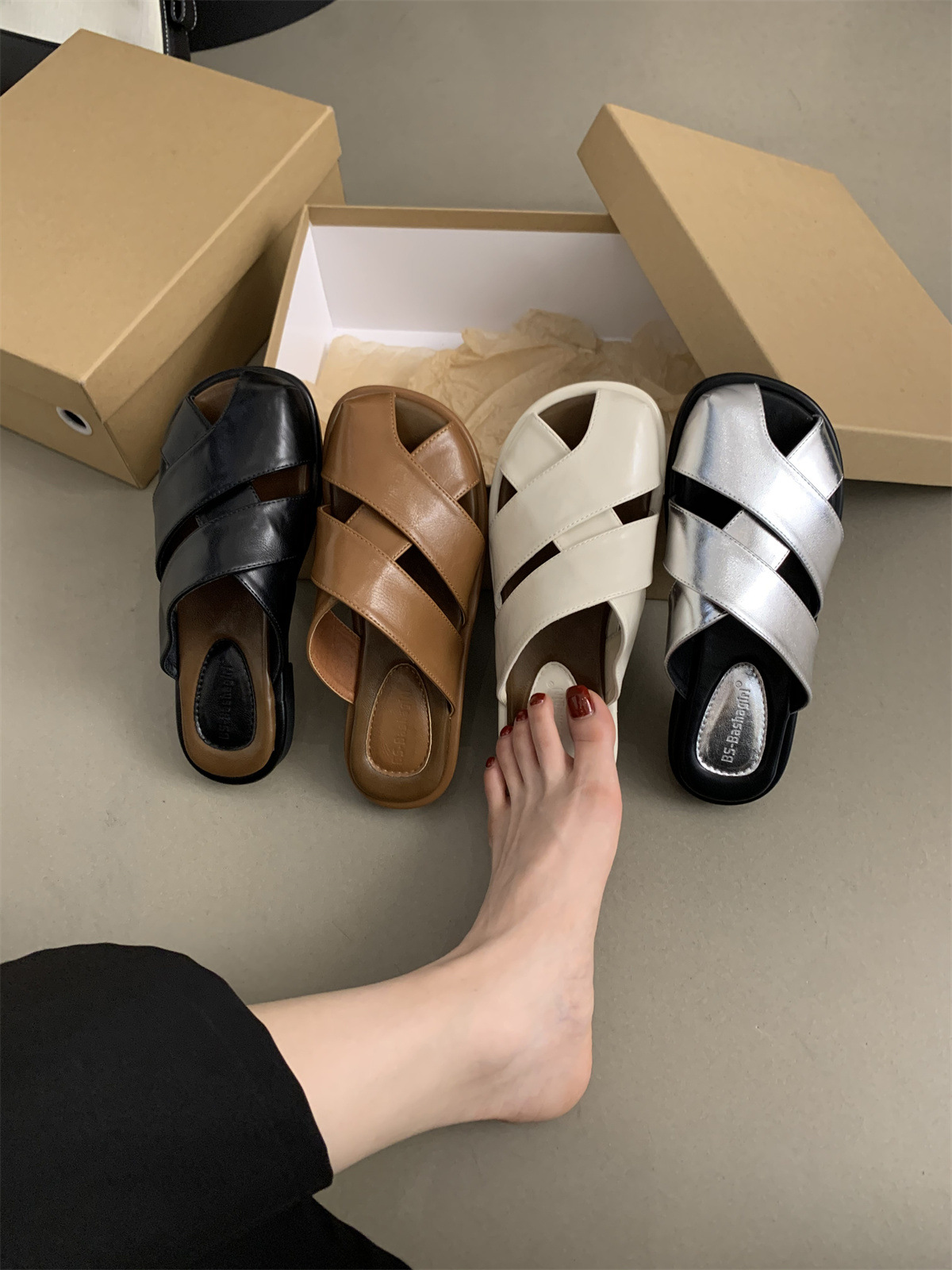 女士包头半拖鞋女夏外穿新款仙女风海边度假沙滩平底法式罗马凉拖详情3