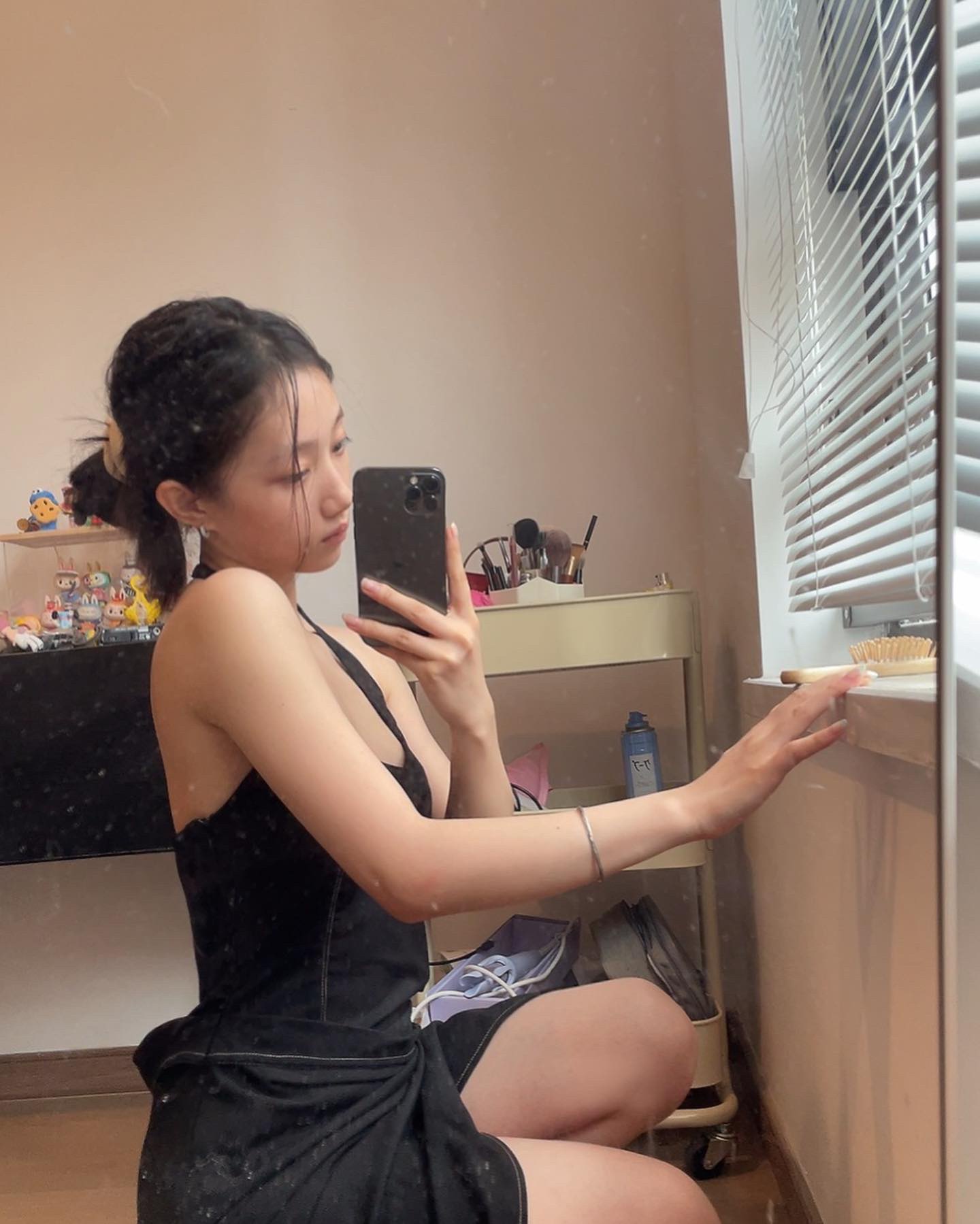 辣妹风挂脖漏背连衣裙性感纯欲修身版型显身材详情19
