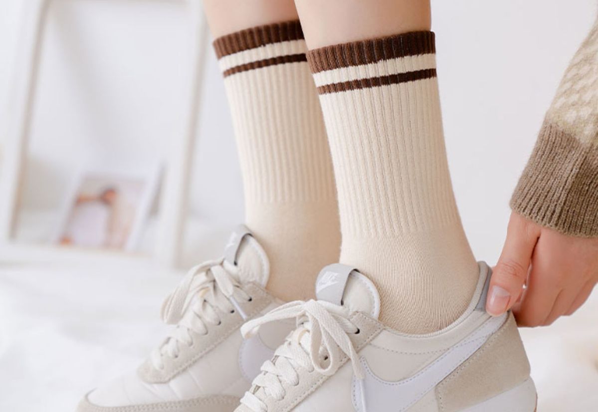 袜子地摊一件代发袜子男女士同款纯色棉中筒袜百搭条纹长袜运动休闲运动潮袜棉批发一件代发详情5