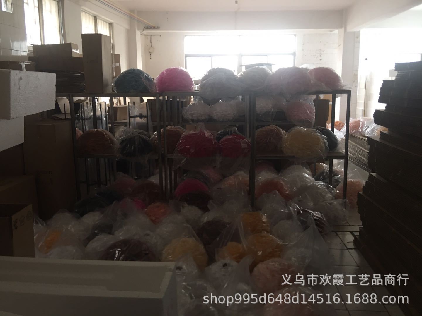 Nordic ironwork tripod floor lamp, creative feather table lamp, black and white lamps for guest rooms and hotel lobbies pic 19