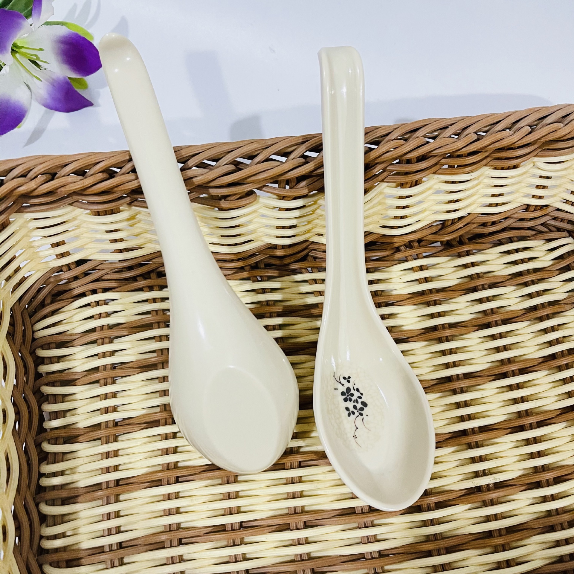 125 lotus flower spoon, Melamine spoon, long-handled spoon with hook, flat-bottomed spoon, spicy hot pot spoon, soup spoon, spoon, one yuan supply pic 4
