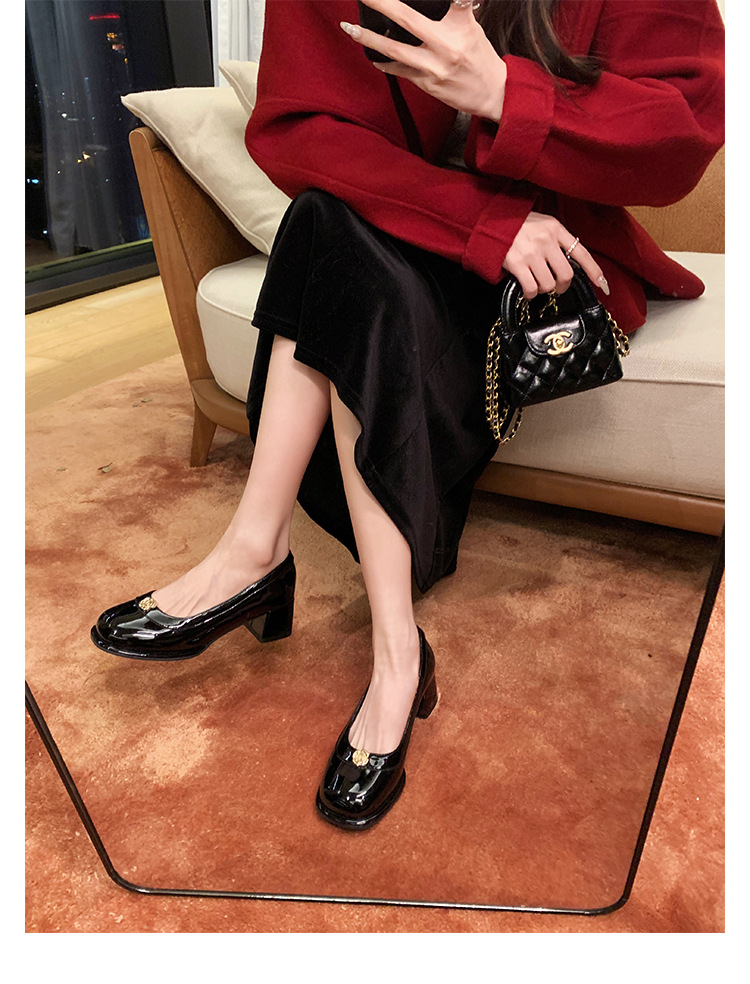 葡萄妈精致山茶花方圆头高跟鞋粗跟增高一脚蹬乐福鞋女鞋2024新款详情20