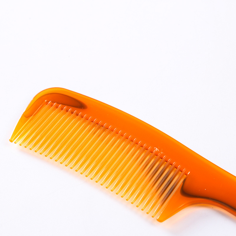 Thickened, unbreakable ox tendon comb in Xizang, 2-yuan store wholesale, mixed style of general merchandise, running around the world, setting up a street stall pic 5