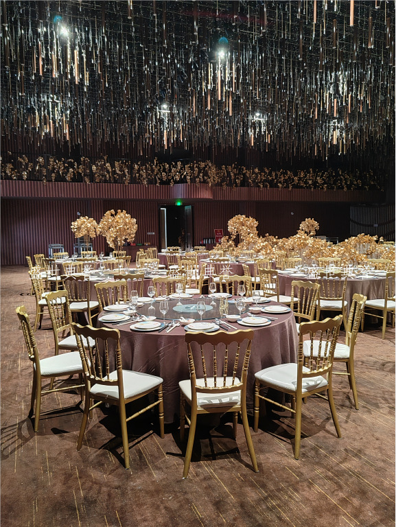 Hangzhou Banquet Center dining tables and chairs Hotel theme wedding bamboo joint chairs, European-style wedding castle chairs, wedding banquet folding chairs pic 7