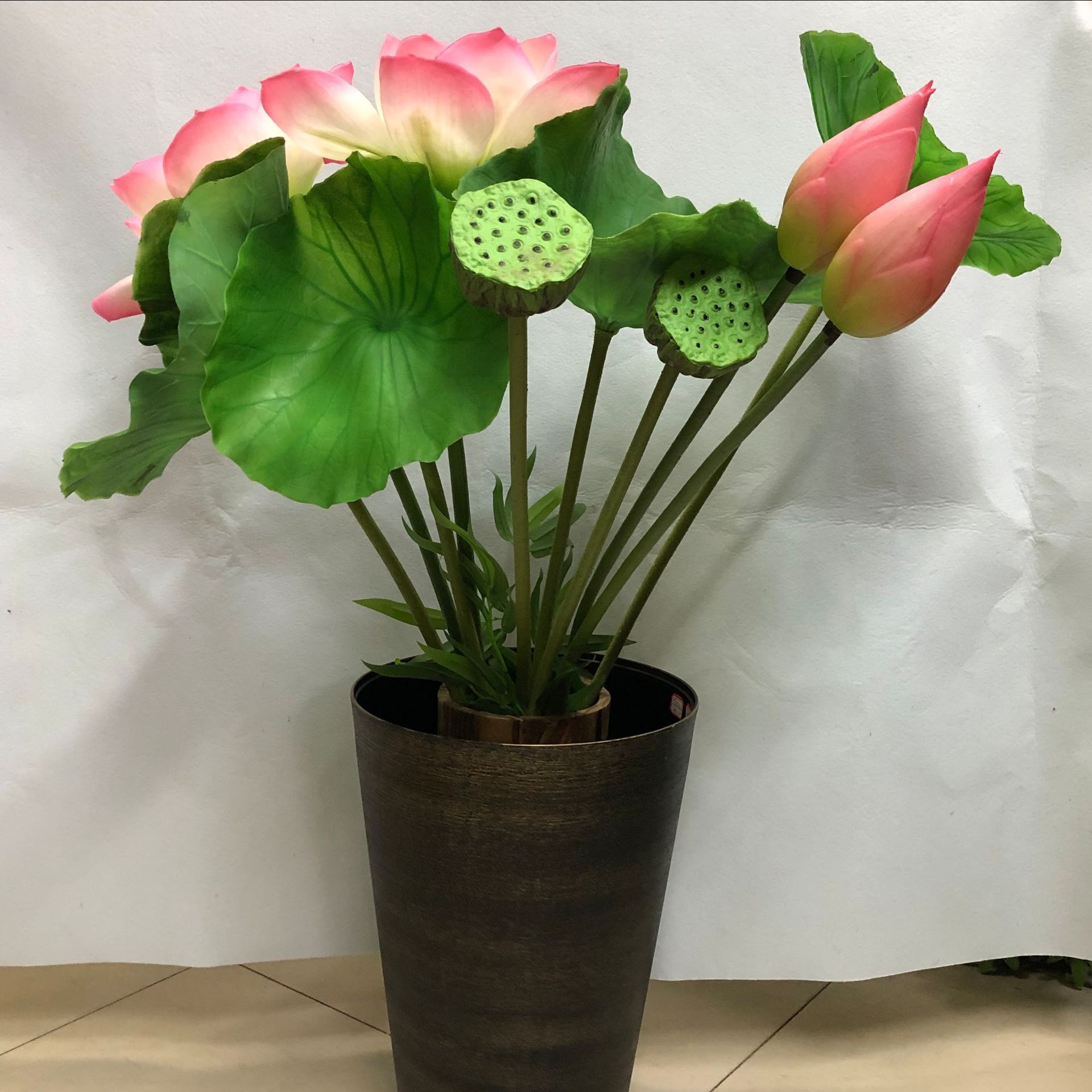 Simulated stem lotus, pu lotus leaf, hand-felt lotus, plastic lotus bud, lotus pod, Chinese rural style Buddhist hall decorative flower pic 5